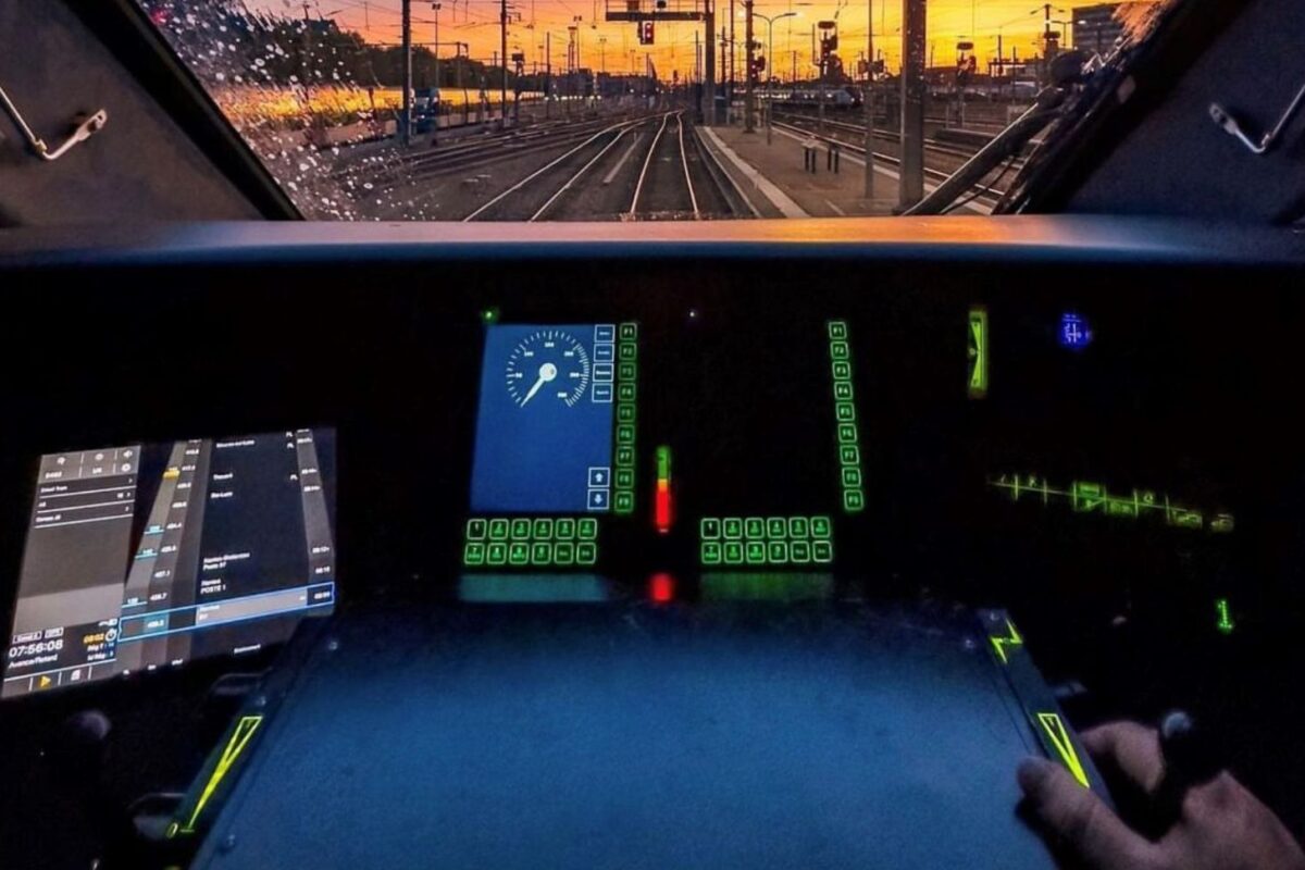 Connected-DAS: A Revolution in Driver Advisory Systems