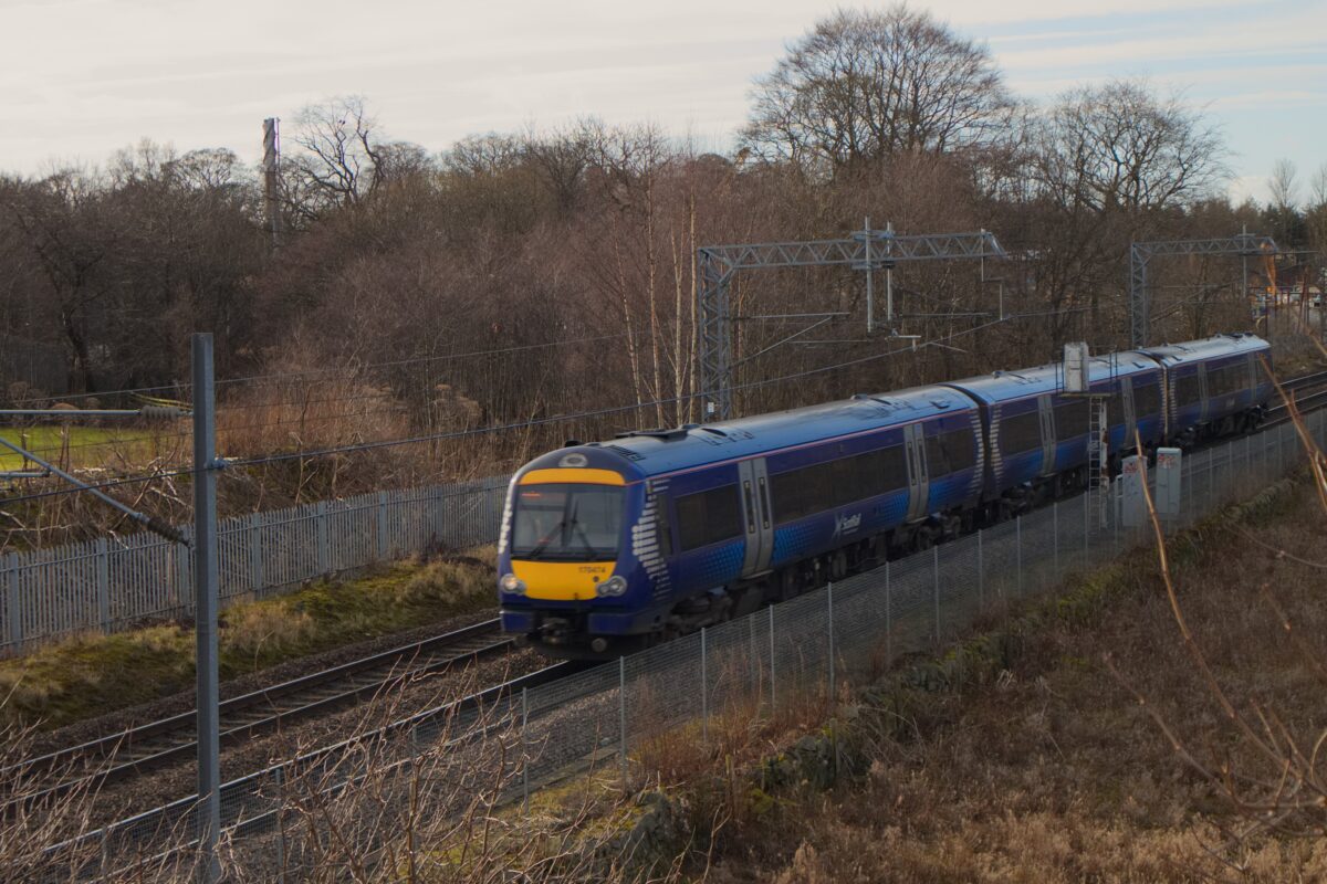 Safety through decision support: in-cab speed and route guidance